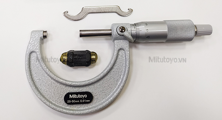 Panme đo ngoài Mitutoyo 103-138 (25-50mm)