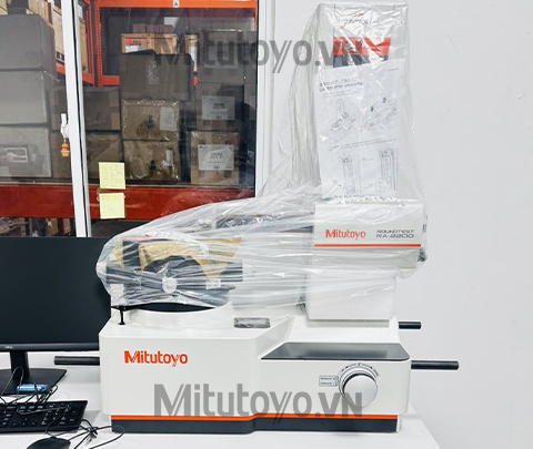 Hoàn tất lắp đặt và bàn giao máy đo độ tròn Mitutoyo Roundtest RA-2200AS tại Bình Dương